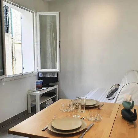 بيت للعطل La Maisonnette Proche Gare & Plage تروفيي سور مير