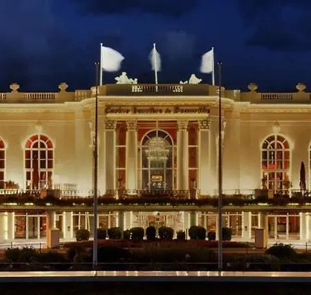 La Maisonnette Proche Gare & Plage بيت للعطل